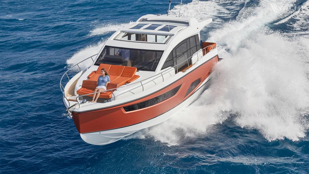Sealine C430