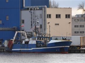 FISHING TRAWLER WITH RSW TANKS