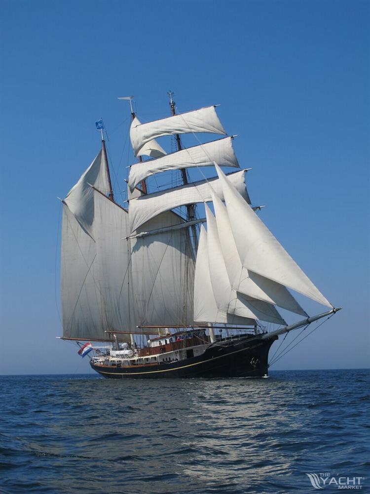 Royal Balk Shipyard 3-mast topsail schooner