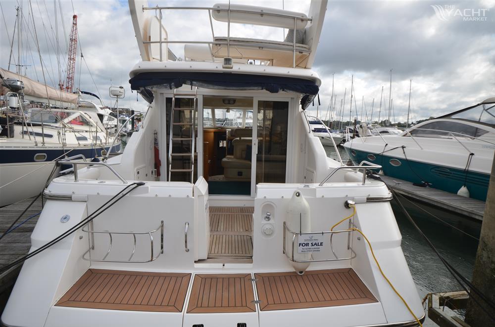 Fairline Phantom 37