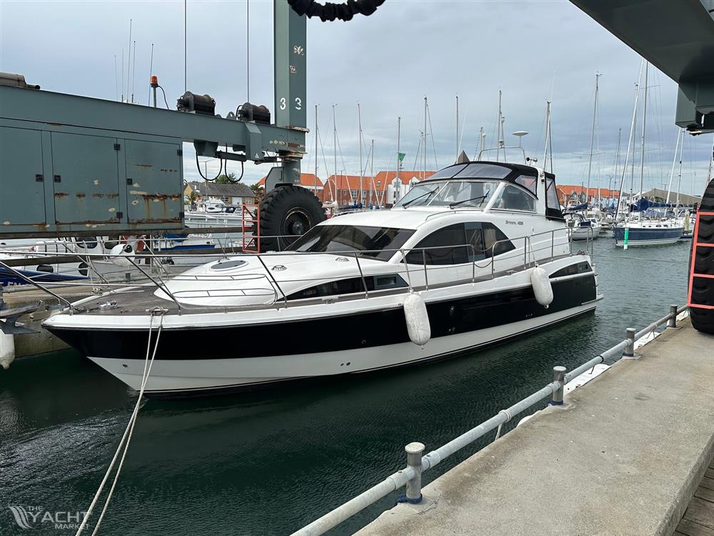 Broom 425 - NEW PRICE