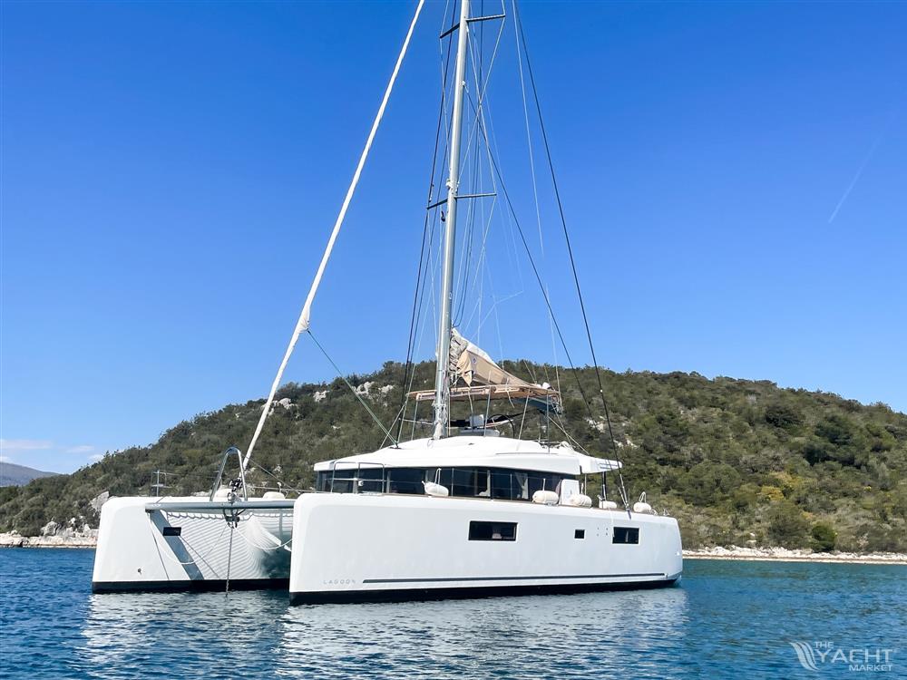 Lagoon 52 F