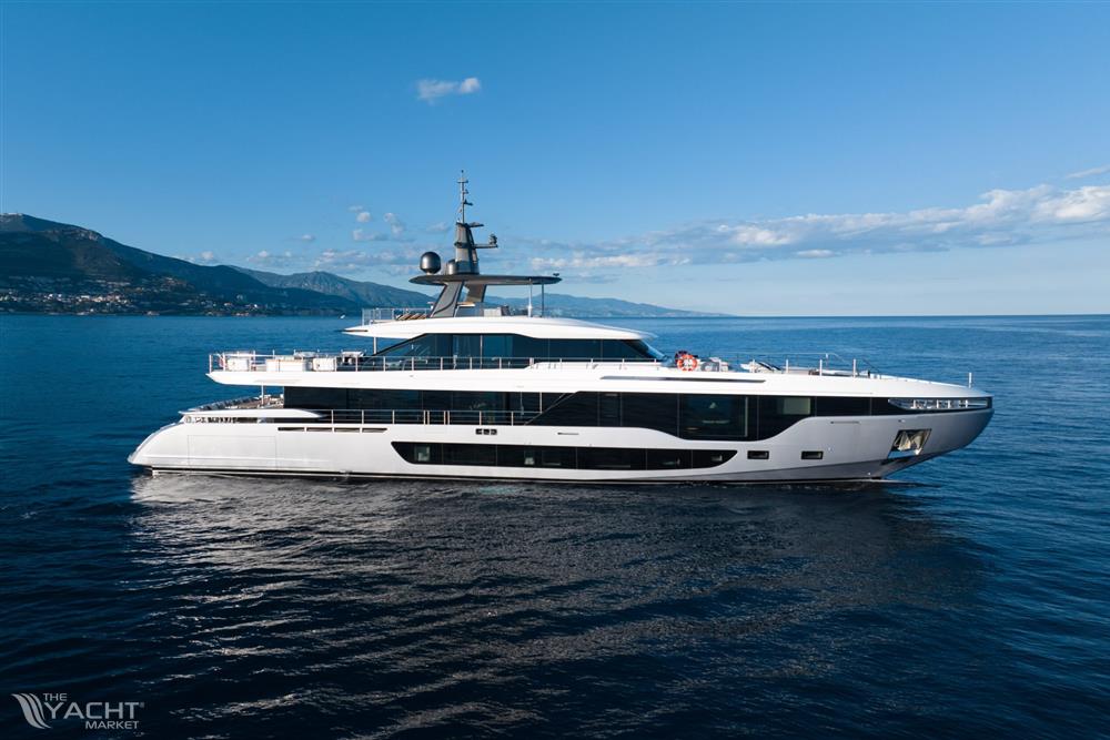 Azimut Grande 36 Metri - Azimut Grande 36 Metri (2023)