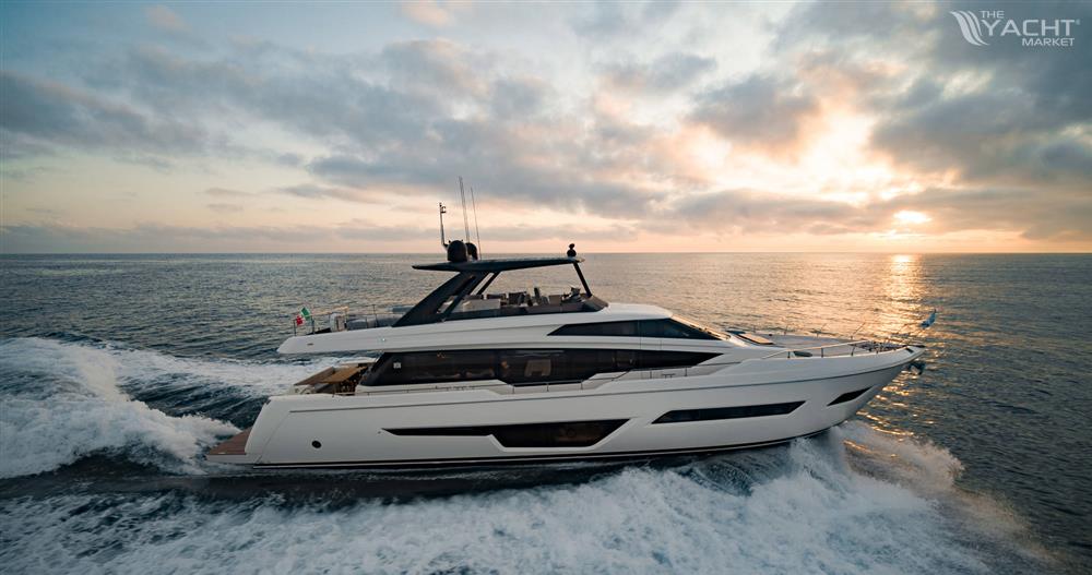Ferretti 780