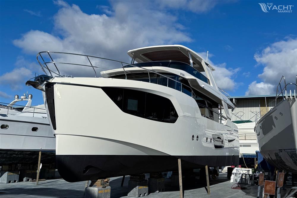 Absolute Navetta 68