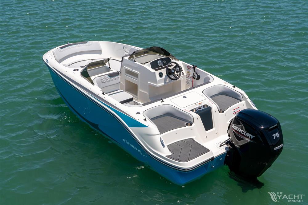 Bayliner M17