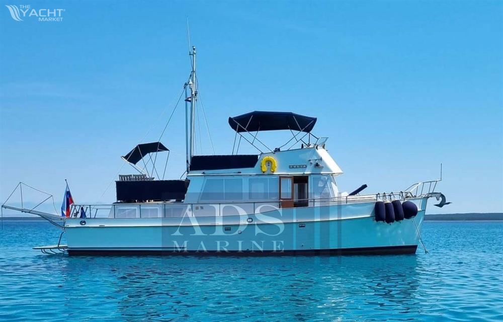 Grand Banks 42 - grand-banks-42-2