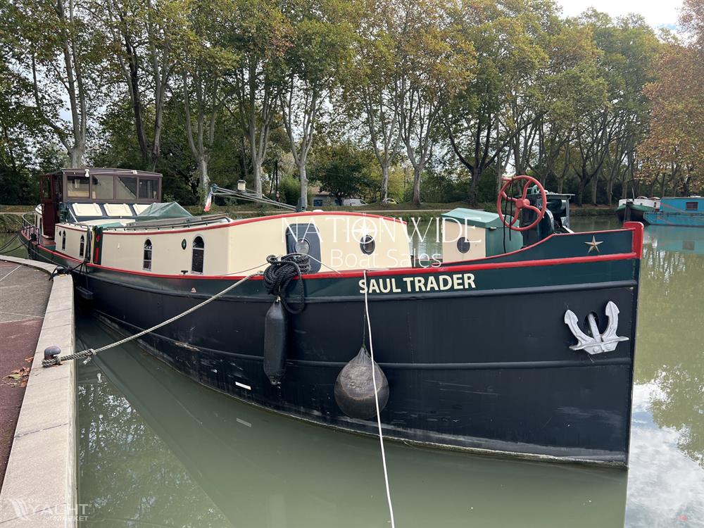 R.W Davis 70ft by 13ft Dutch Barge