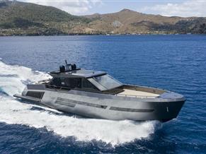 Mazu Yachts 82