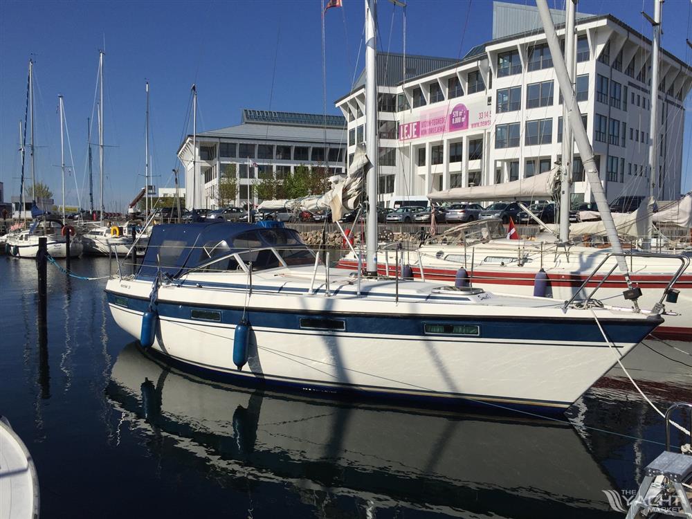 - Nordship 28 NEW ENGINE