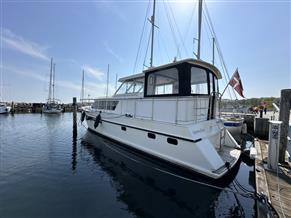 - Van der Valk 49 Royal Cruiser