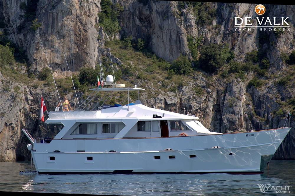 Fleur de Lys 54 - Picture 1