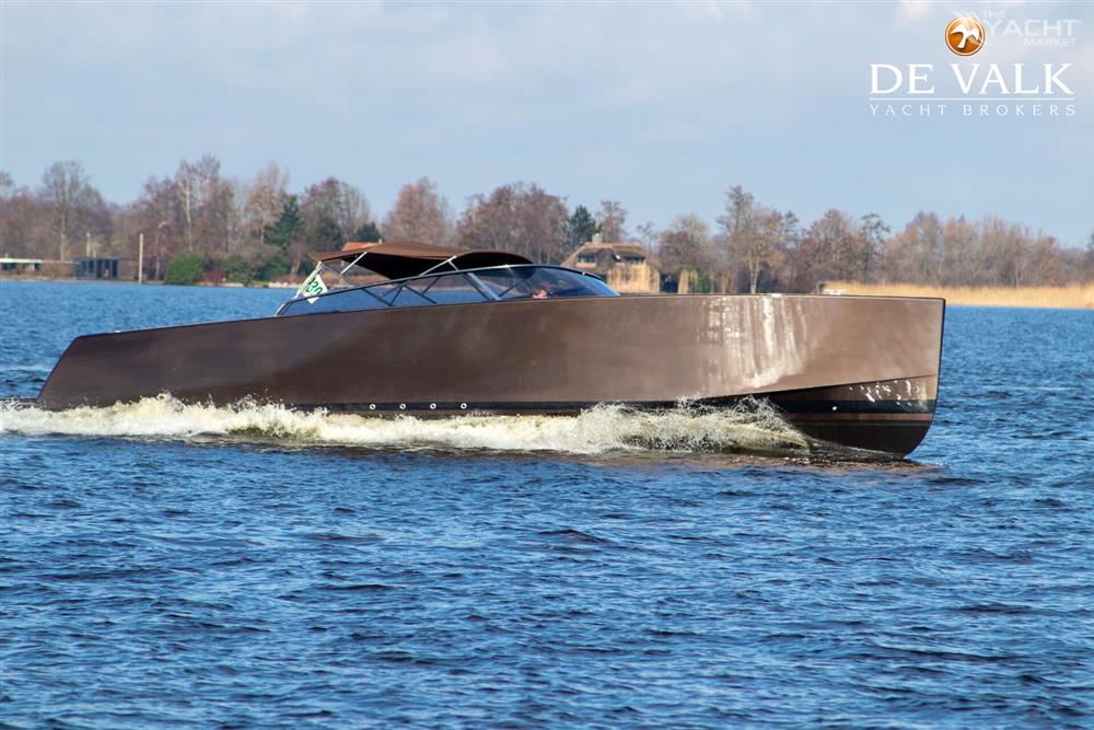 VanDutch 40 - Picture 1