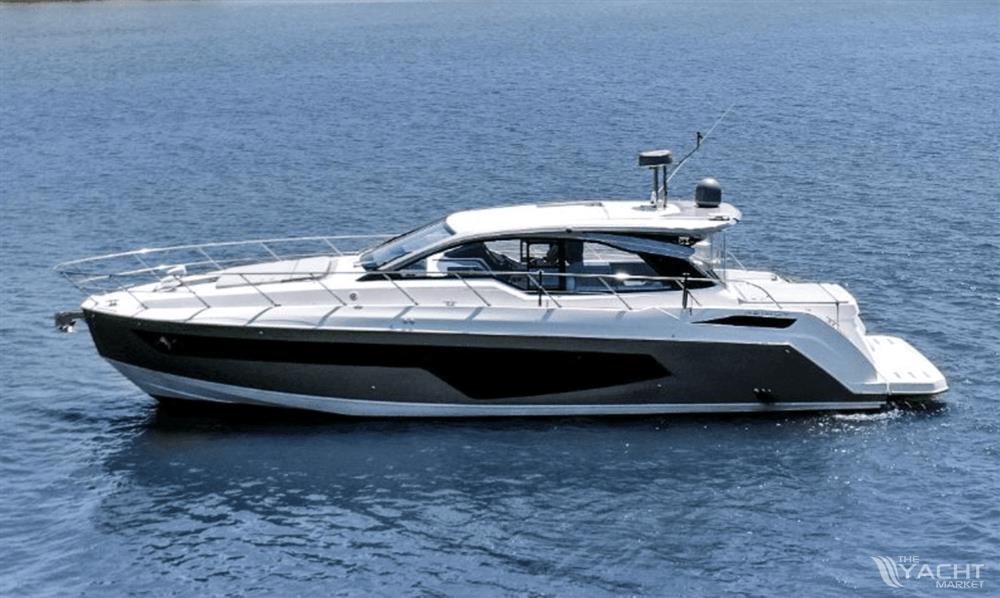Azimut 51