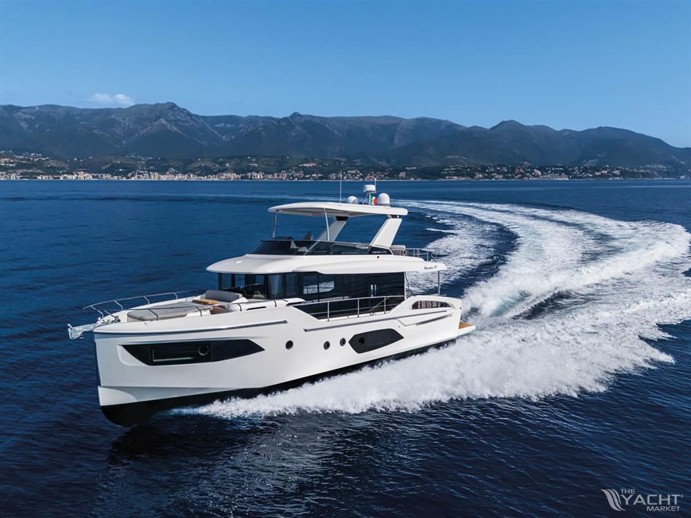 Absolute Navetta 53