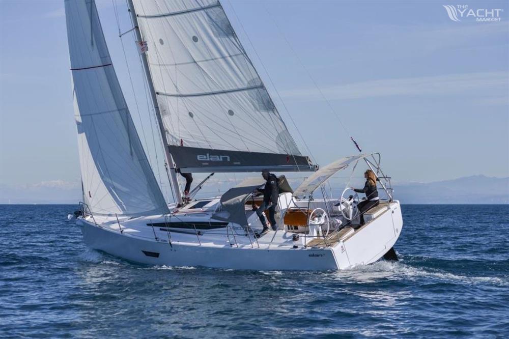 Elan E4