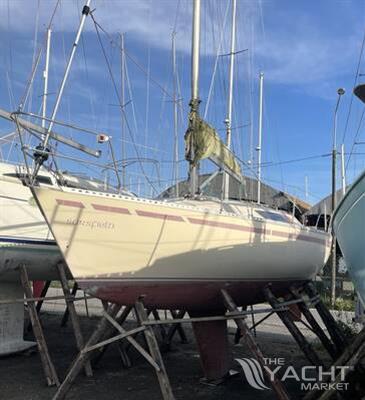 Beneteau First 28