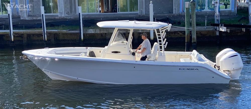 Cobia 301 Center Console