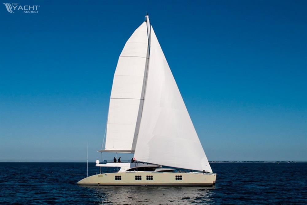 SUNREEF 102 Catamaran