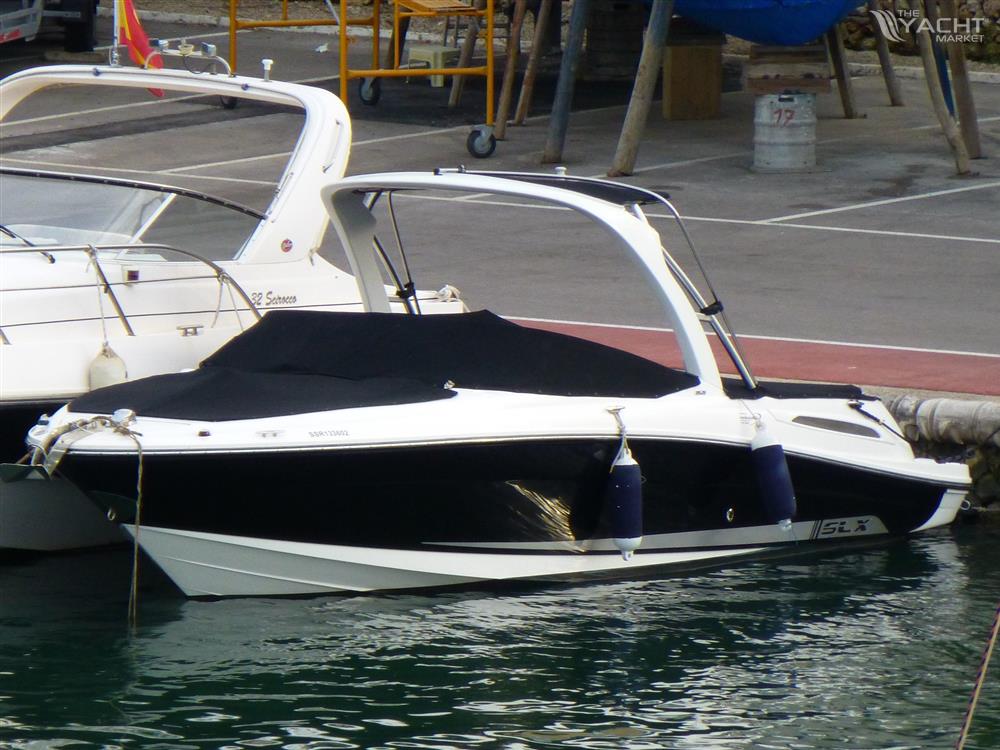 Sea Ray 250 SLX