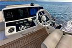 Sunseeker Manhattan 52 - 6 - Flybridge Helm