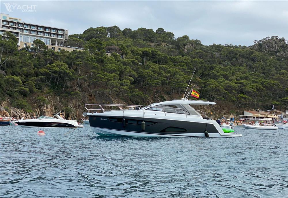 Sealine S330 - 0 - Main