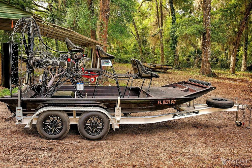 Airboat JB Airboat Supercharged
