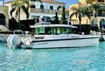 Axopar 37 Cross Cabin - 2 - Exterior