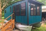 Custom 25 Hadlee Houseboat