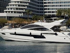 Sunseeker 68 Sport Yacht