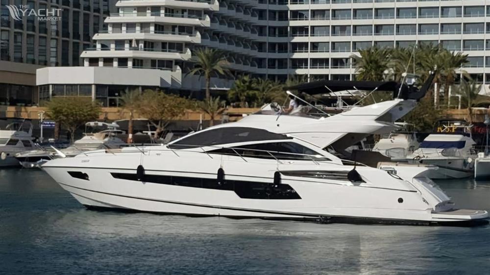 Sunseeker 68 Sport Yacht