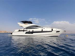 Sunseeker 68 Sport Yacht
