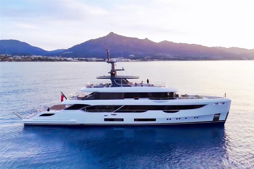 Benetti Oasis 40M - Benetti Oasis 40M (2022)