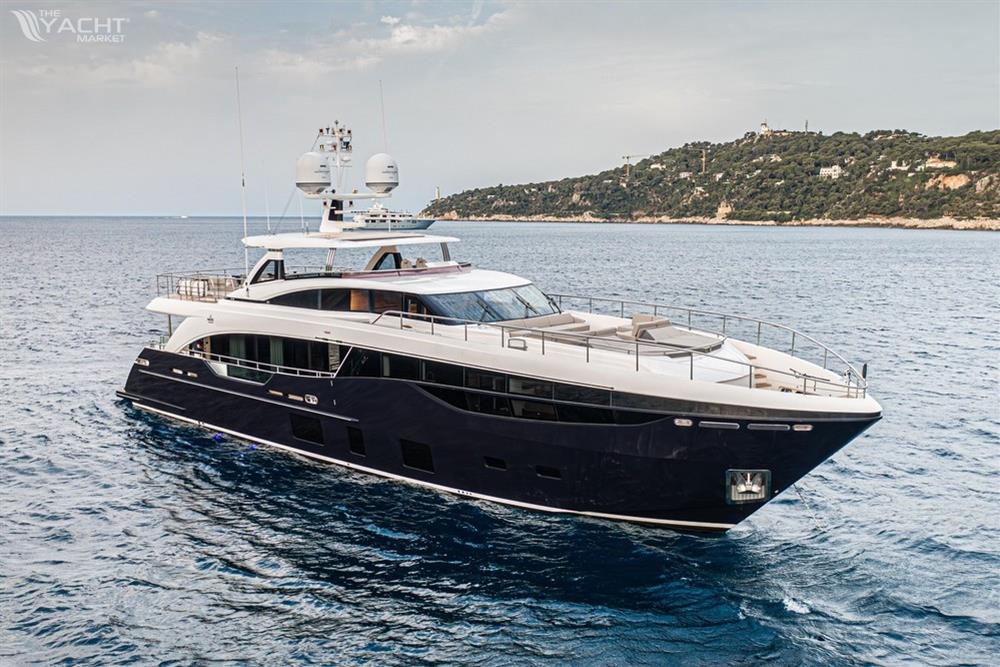 PRINCESS 35 M