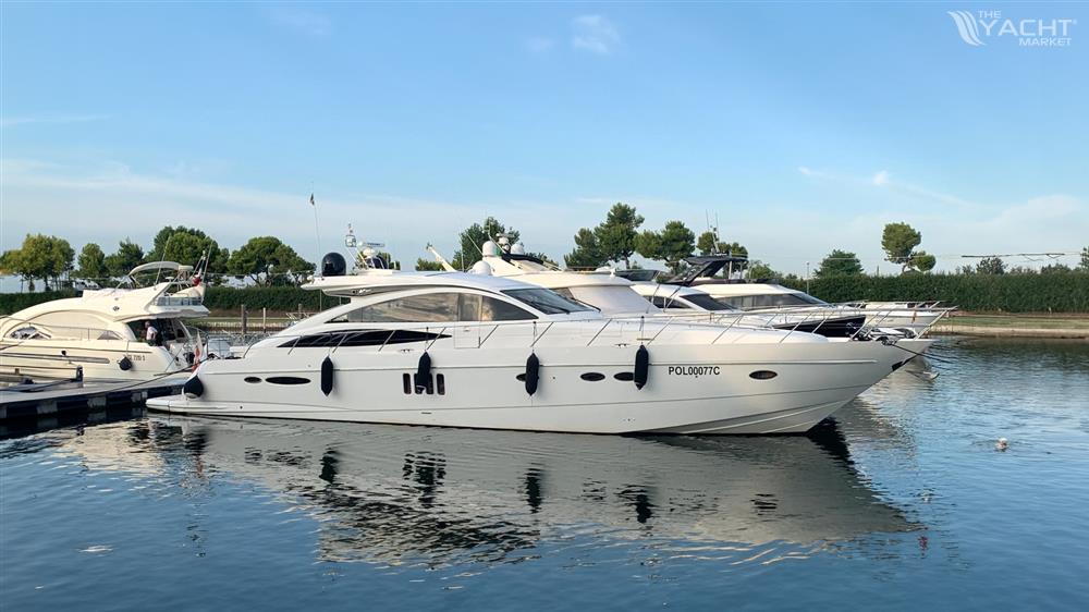 PRINCESS V70