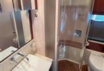Fairline Squadron 68 - 33 - En Suite