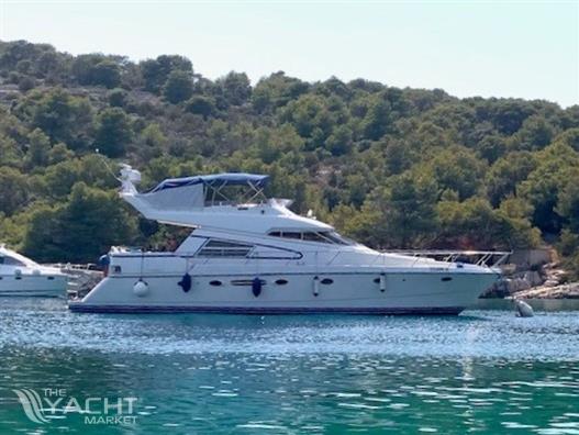 Johnson 56 Motor Yacht