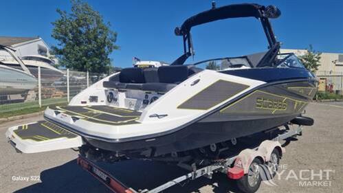 Scarab 255 Wake Edition