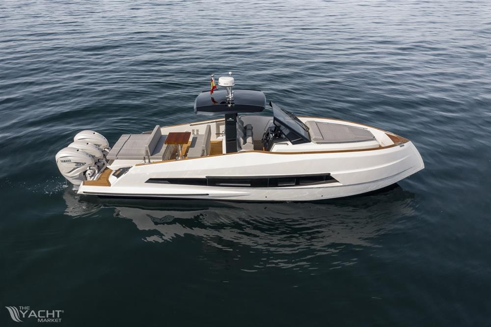 Astondoa Yachts 377 Coupe Outboard