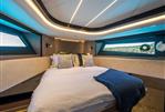 Sunseeker Superhawk 55 - 4 - Forward Cabin