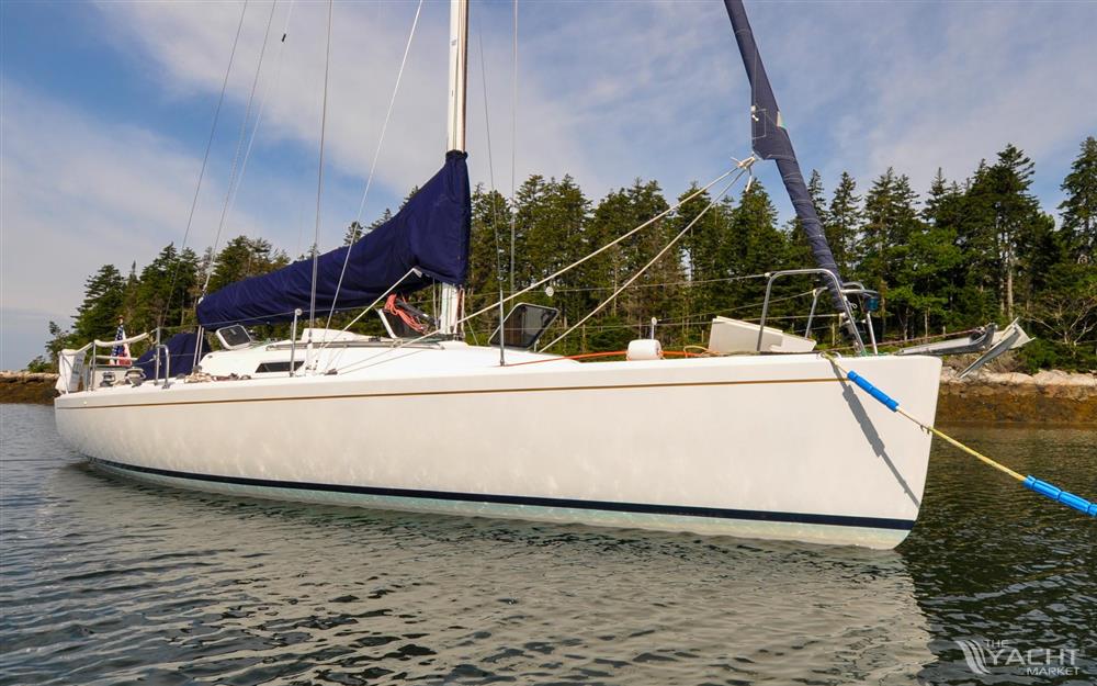 J Boats J/124 - J/124 - Bel Canto - On Mooring