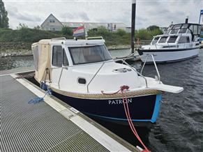 Rasker Sloop 700