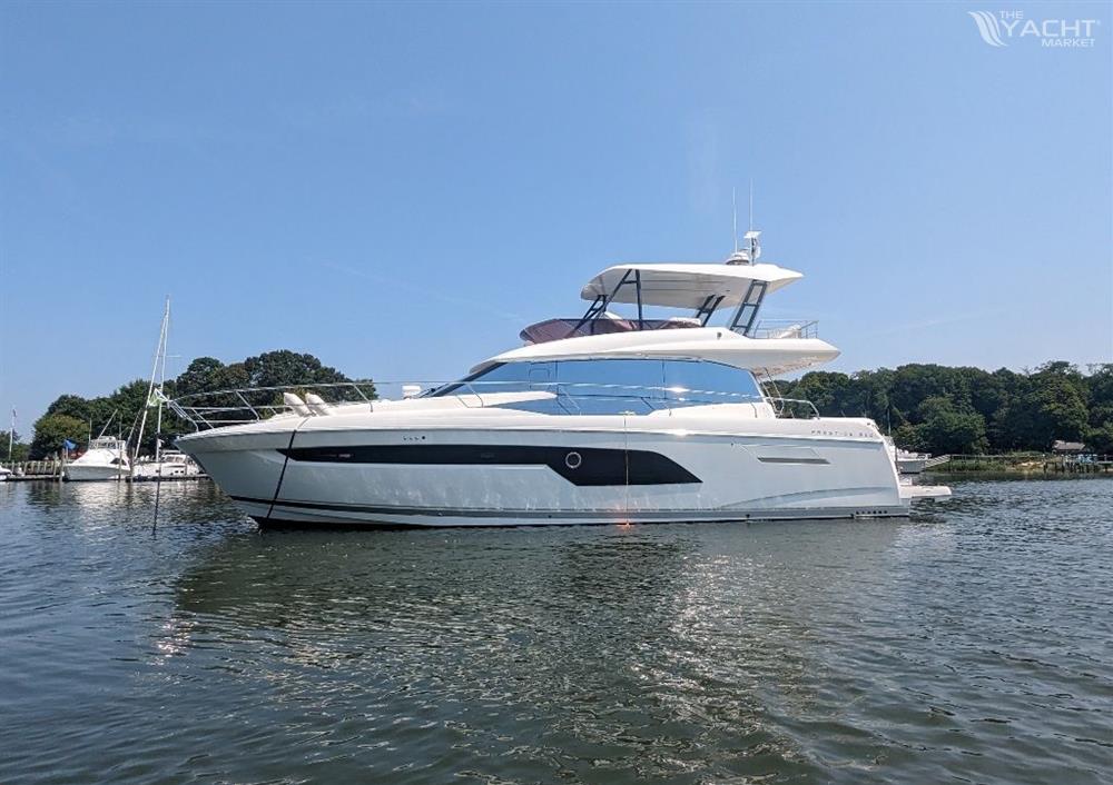 Prestige 520 Flybridge