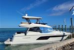 Prestige 520 Flybridge