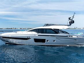 Azimut S8