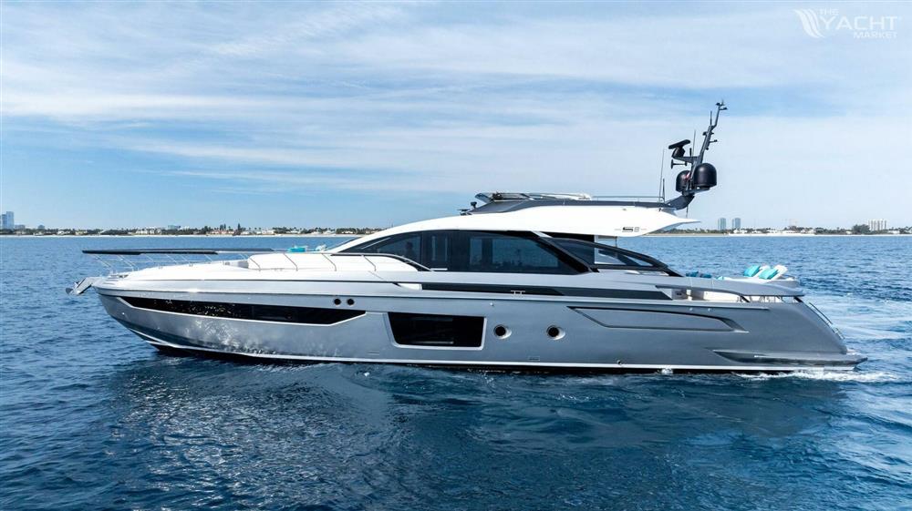 Azimut S8