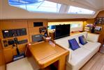 jeanneau yacht 51