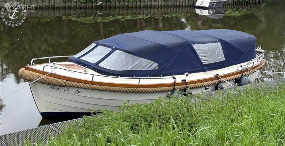 Maril Boats 860
