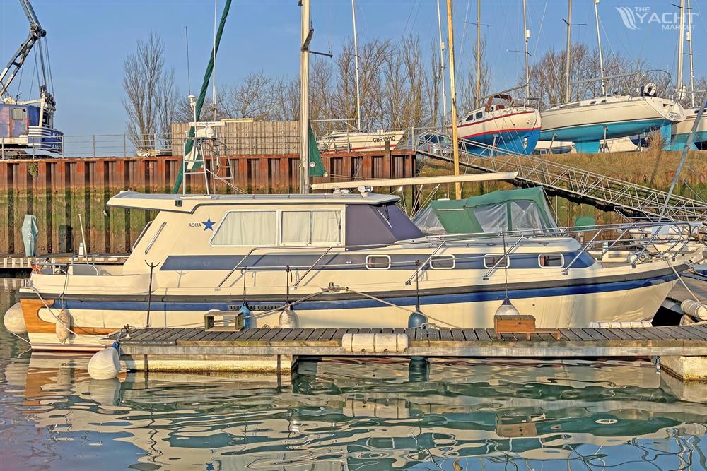 Aquastar 38 Aft Cockpit