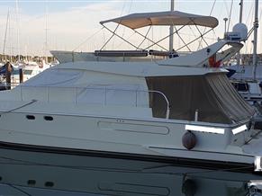 Ferretti 150